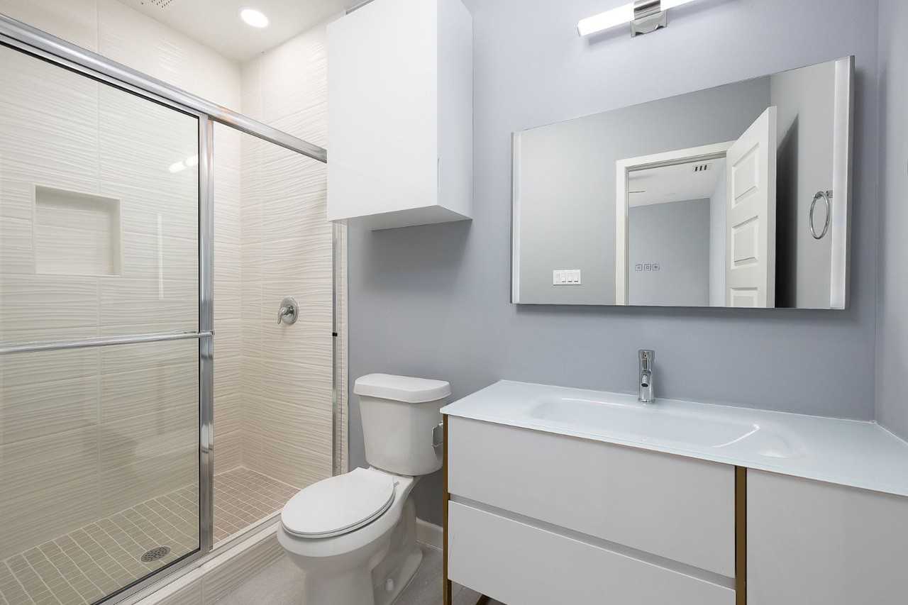 1208 West Harrison Avenue #3 - Photo 5 of 13