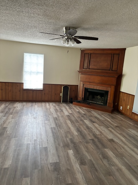 736 Daigle St - Photo 3 of 11