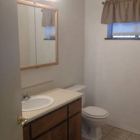 1208 Northridge Dr - Photo 2 of 4