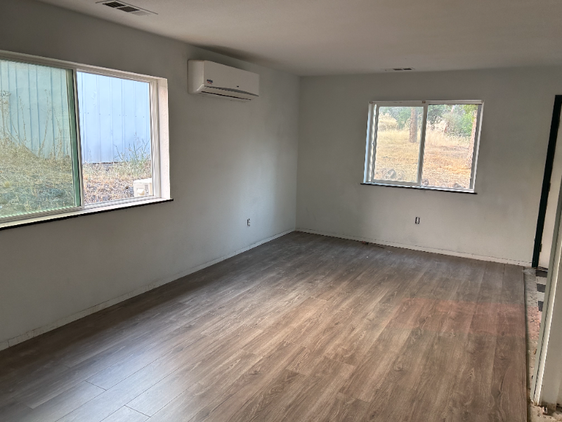 1208 Northridge Dr - Photo 3 of 4