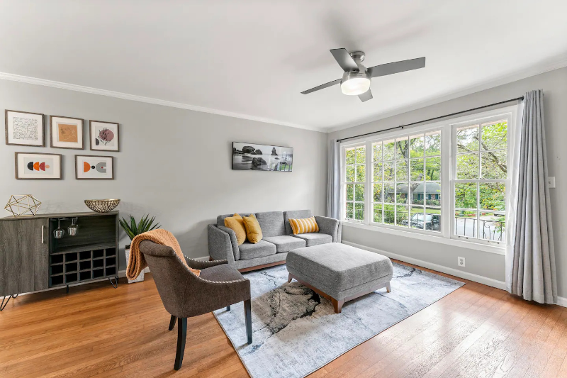 2894 Concord Dr - Photo 2 of 20