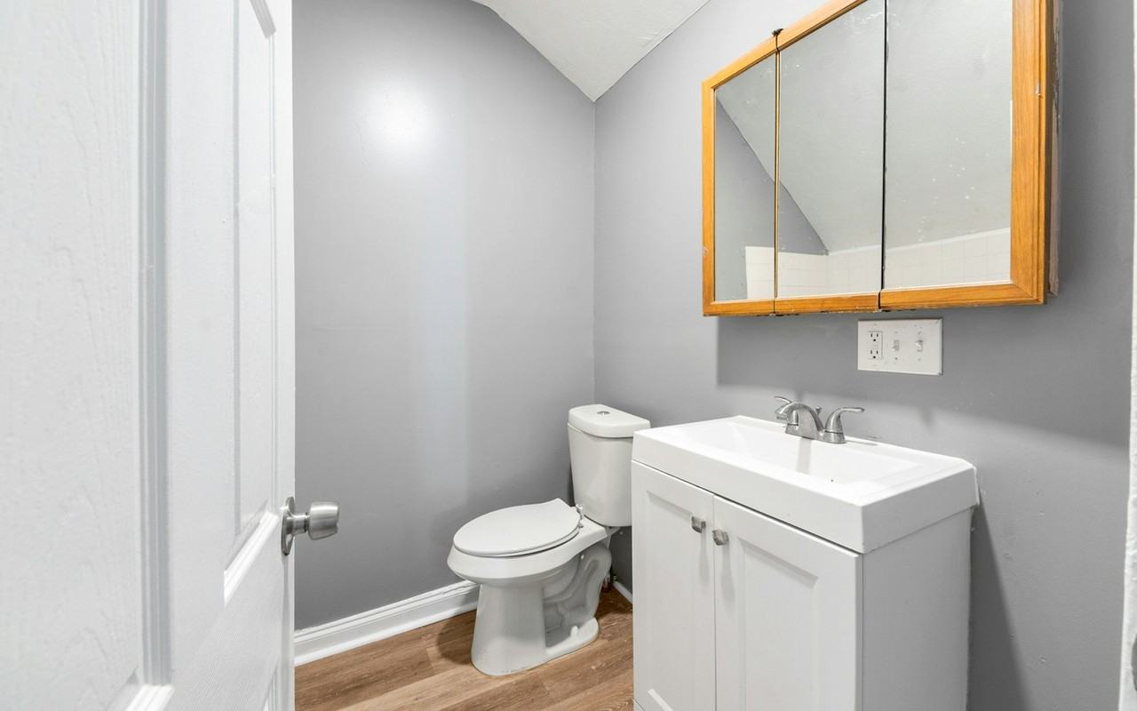 3549 East 105th Street - Photo 3 of 14