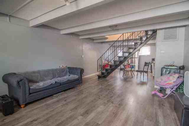 4810 S Drexel Blvd - Photo 3 of 16