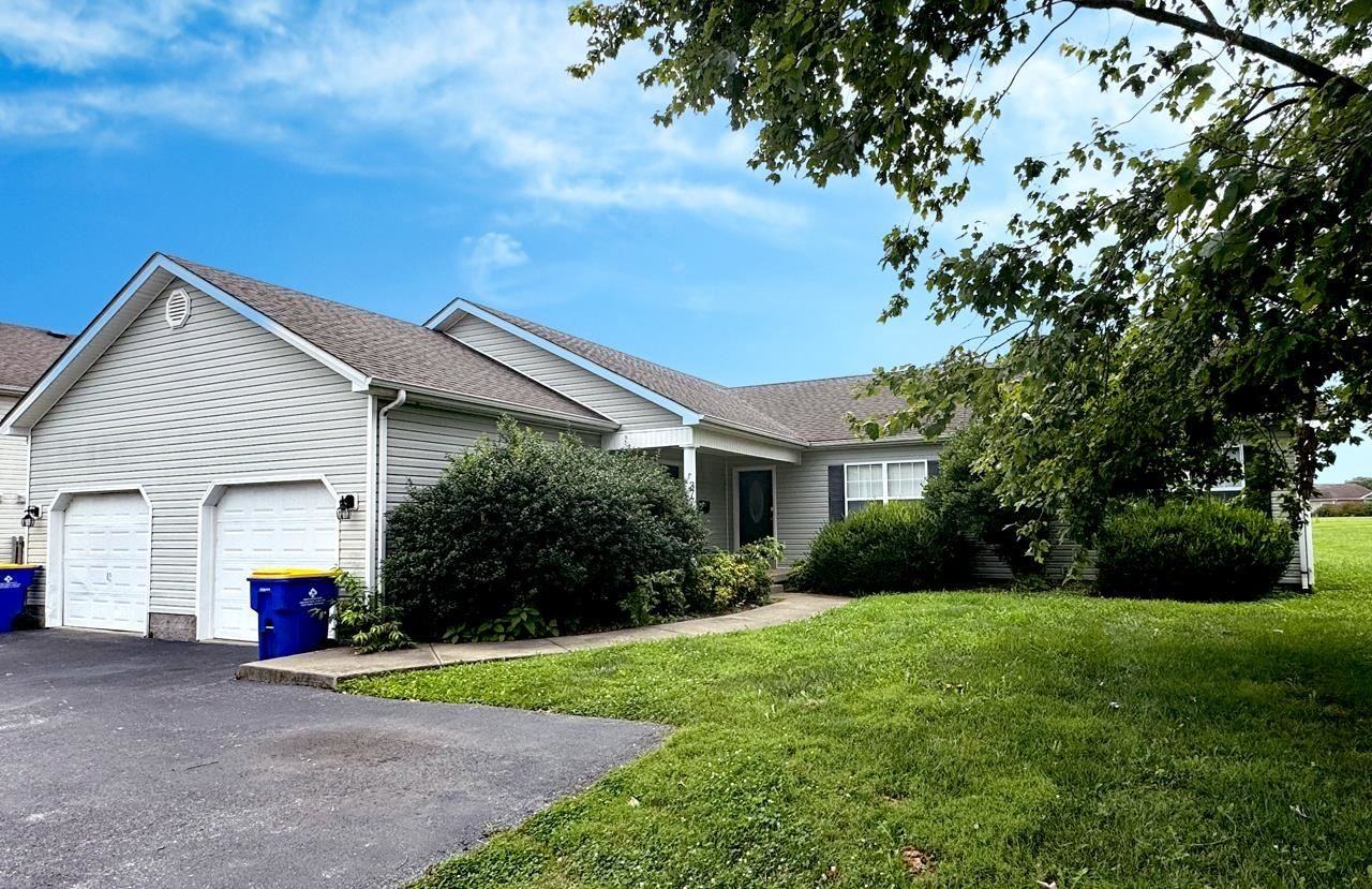 377 Kenlee Cir - Photo 2 of 12