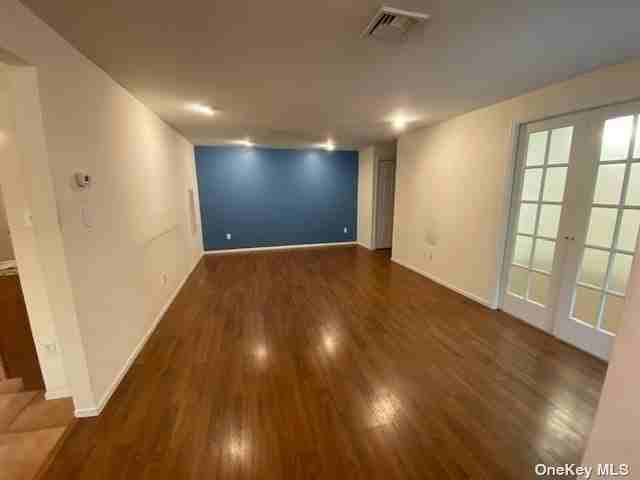 142 Skyline Dr - Photo 2 of 13