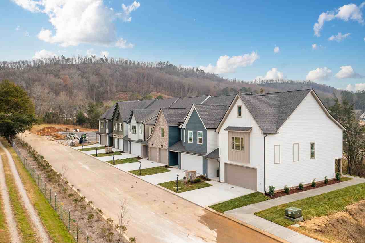 9702 Dutton Ln - Photo 2 of 50