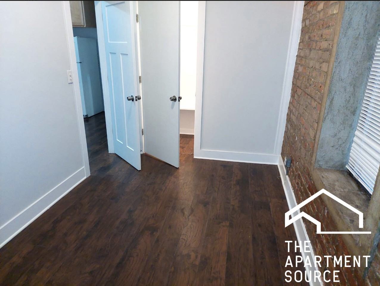 2543 S Saint Louis Ave #1F - Photo 5 of 7