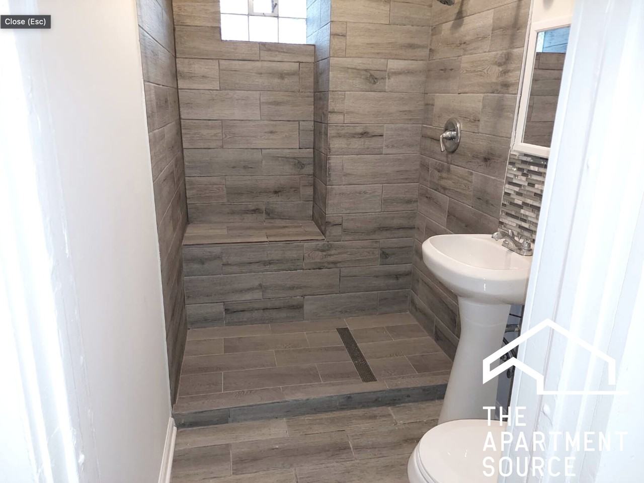 2543 S Saint Louis Ave #1F - Photo 6 of 7