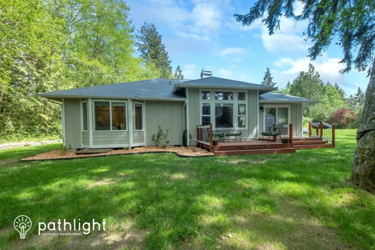 14280 Silverdale Way Nw - Photo 2 of 4