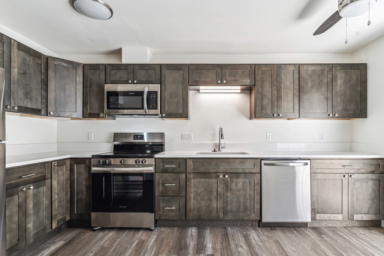 Midland Apartments - Photo 6 of 41