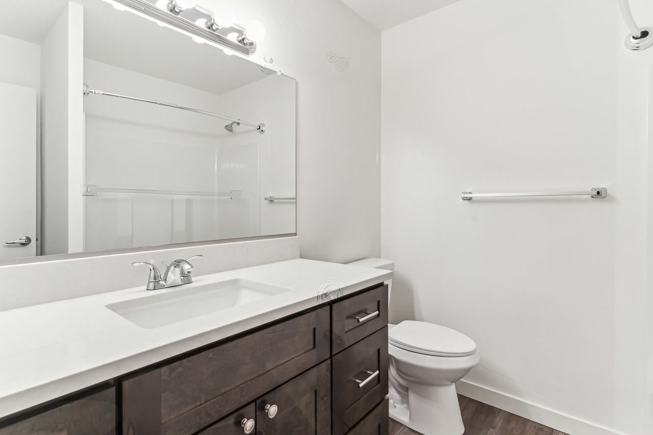 Midland Apartments - Photo 7 of 40