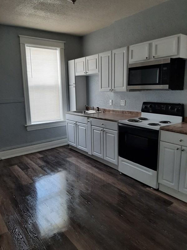 5139 Wabada Ave - Photo 2 of 7