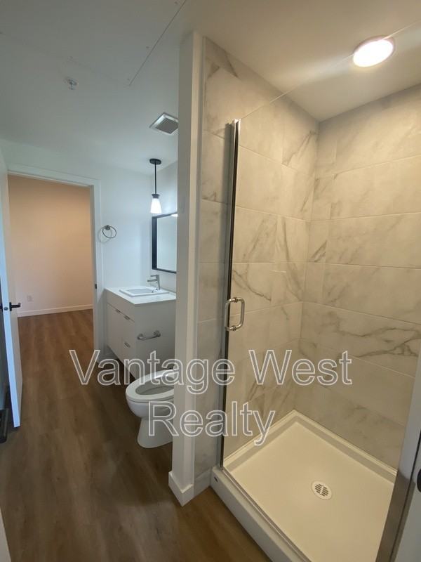 407 Rutland Rd N - Photo 3 of 6