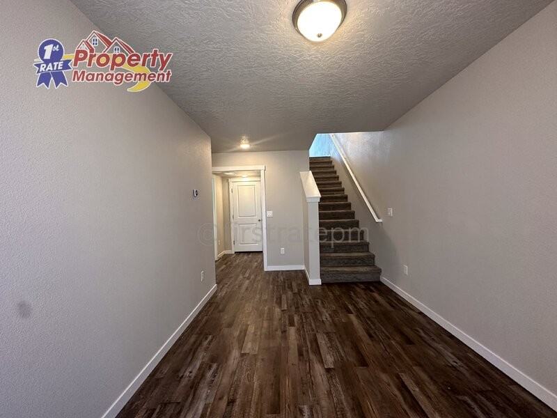 3071 N Network Ln - Photo 4 of 44