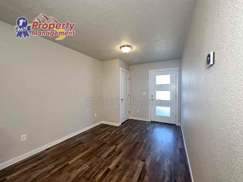 3071 N Network Ln - Photo 5 of 44