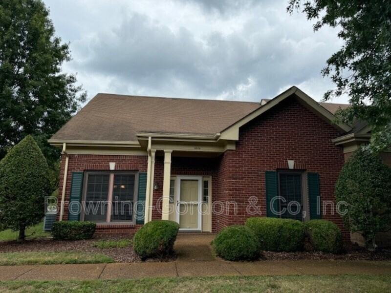 8579 Sawyer Brown Rd - Photo 2 of 20