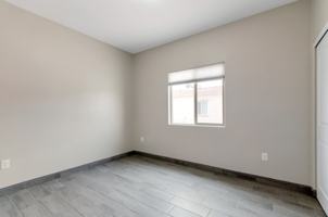 featured image of 820 E 35th St #1