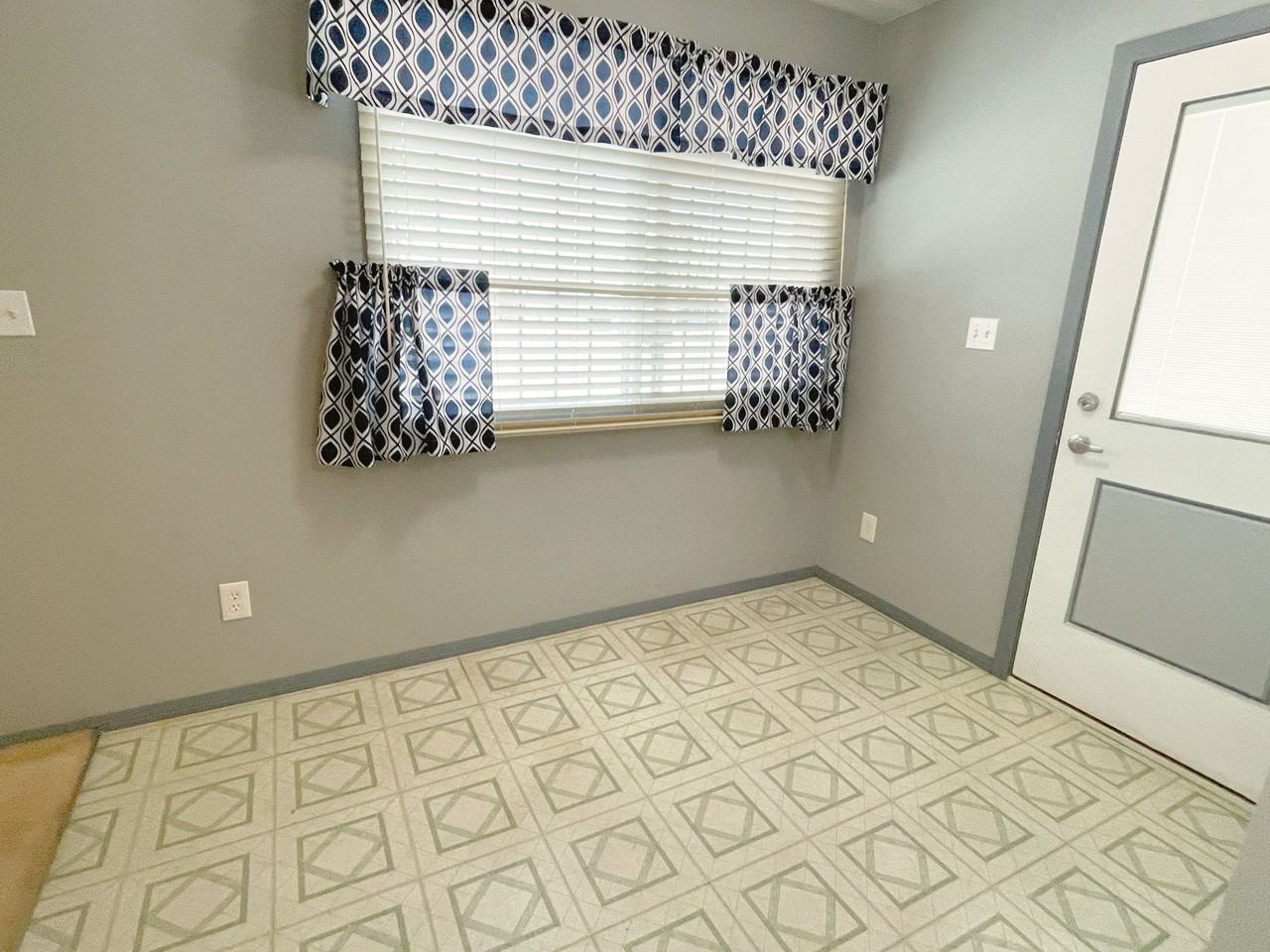 1515 W Huntington Dr - Photo 2 of 15