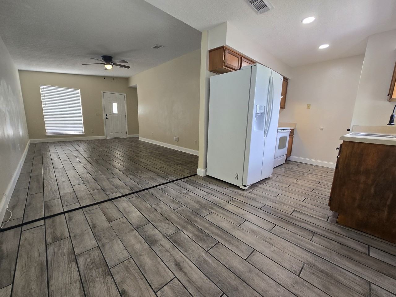 8900 Forest Oak Dr - Photo 6 of 23