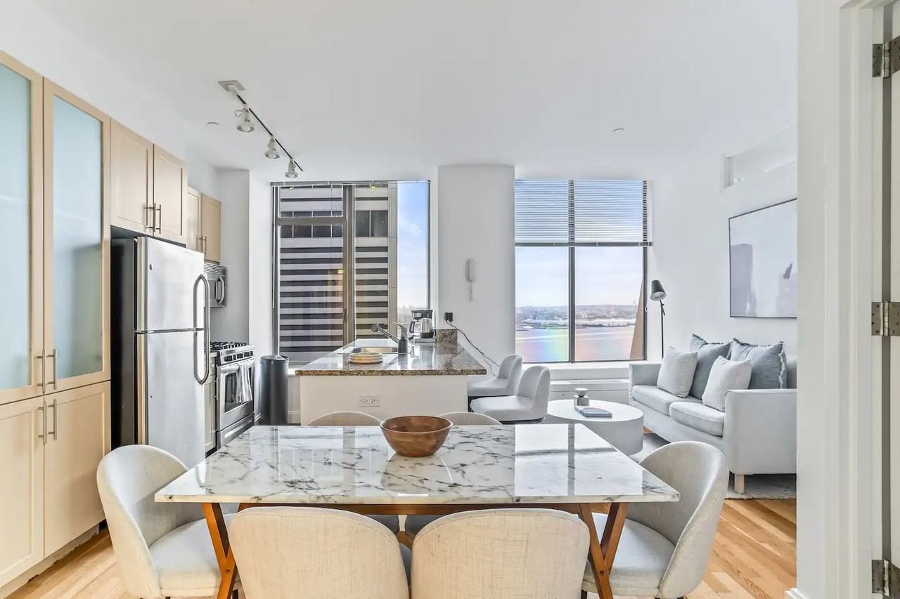 Hanover Sq #10E - Photo 2 of 14