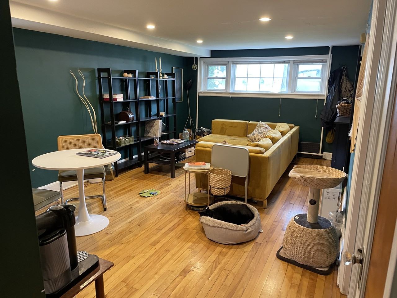 24 Champlain Avenue - Photo 2 of 9