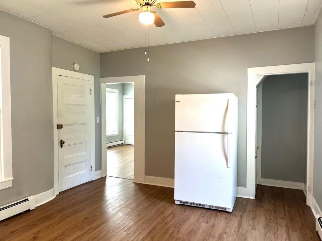 82 N Kelsey St - Photo 3 of 16