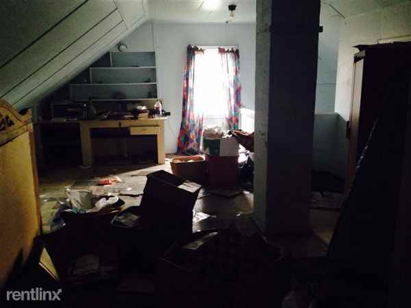 7742 Wheeler St - Photo 2 of 14