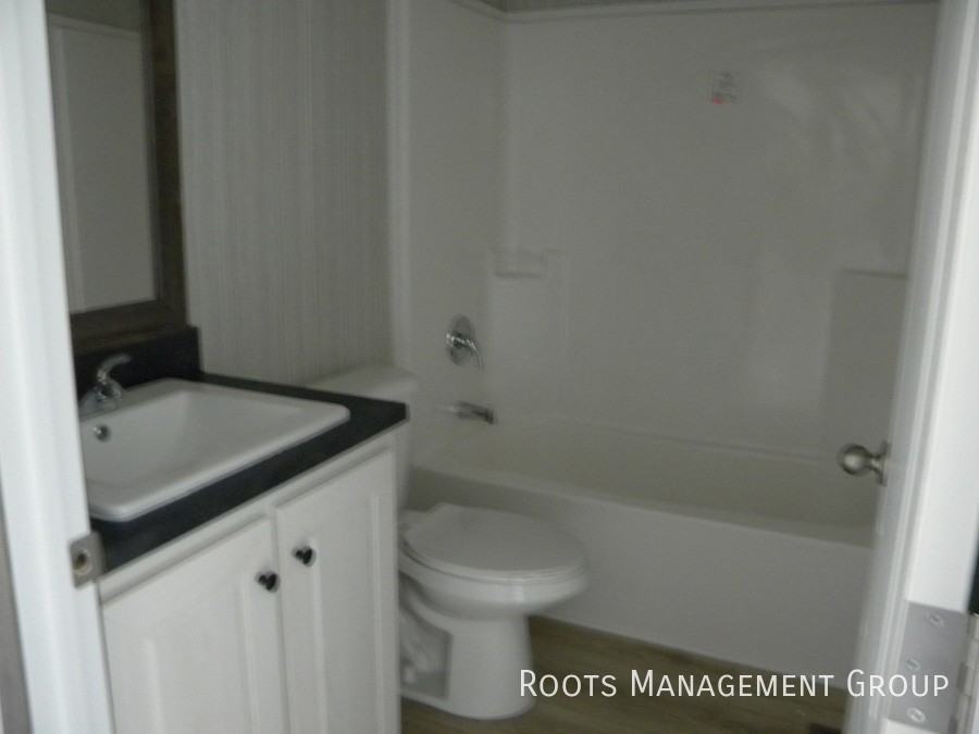 1270 Winners Cir N #1270WN - Photo 3 of 8