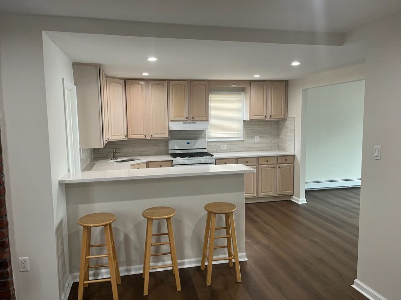 3 S Jarrett Ave - Photo 2 of 29