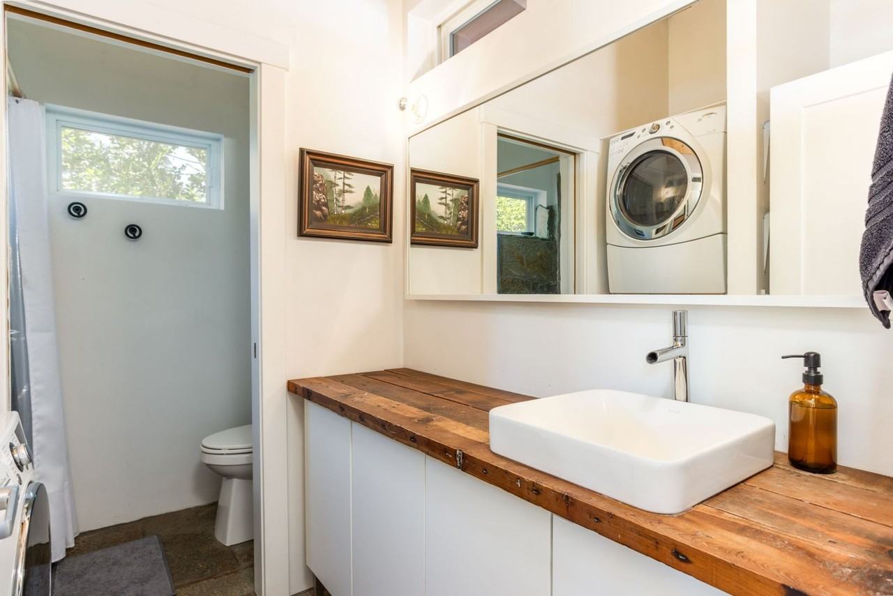 1325 Nw Albany Ave - Photo 5 of 23