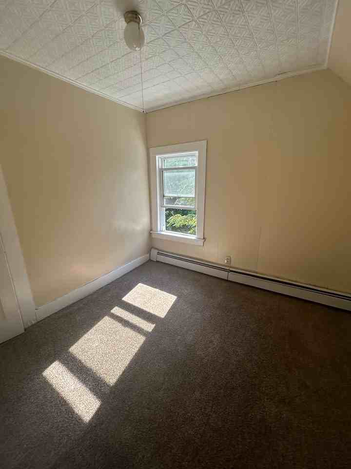 5 Oak Street - Meriden - Photo 2 of 10