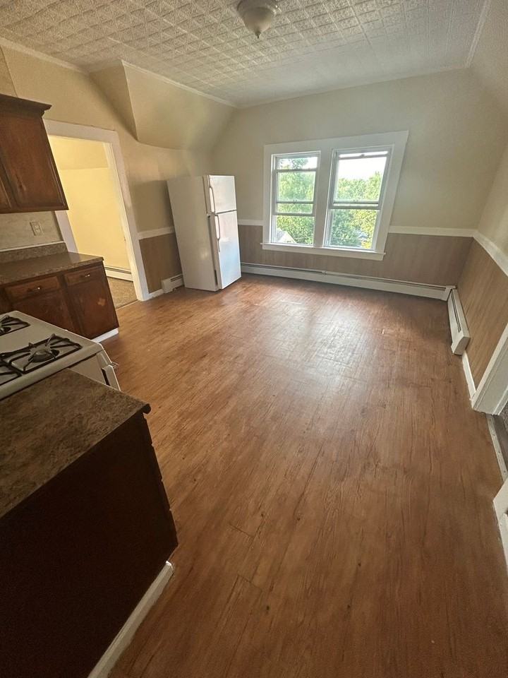5 Oak Street - Meriden - Photo 4 of 22