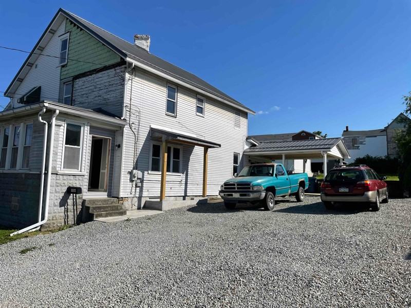 906 Washington St - Photo 2 of 13