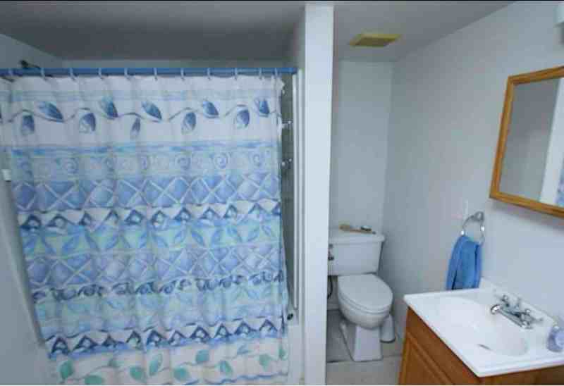 424 W Chickasaw St - Photo 4 of 10