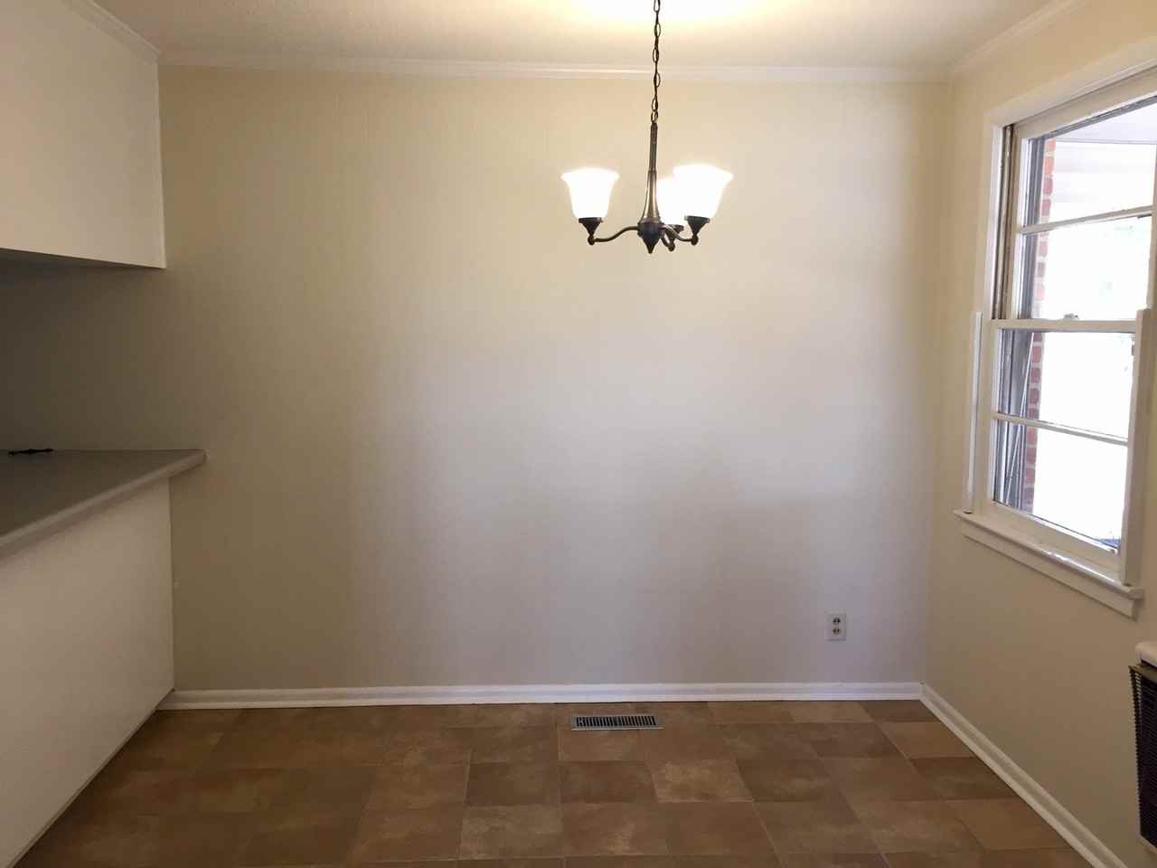 106 Sussex Ave - Photo 3 of 16