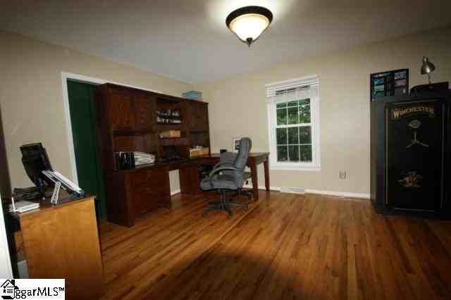 103 Meadow Ridge Dr - Photo 3 of 19