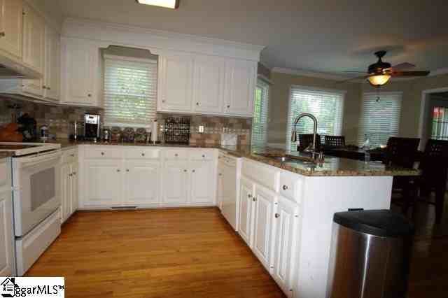 103 Meadow Ridge Dr - Photo 7 of 19