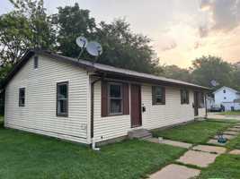 featured image of 117 Murdock St
