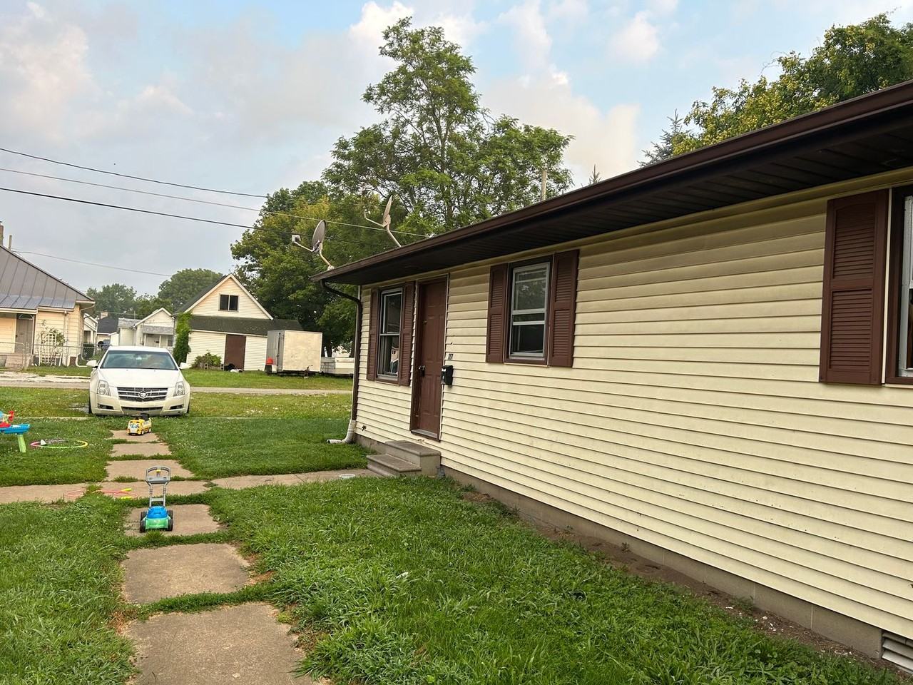117 Murdock St - Photo 2 of 10