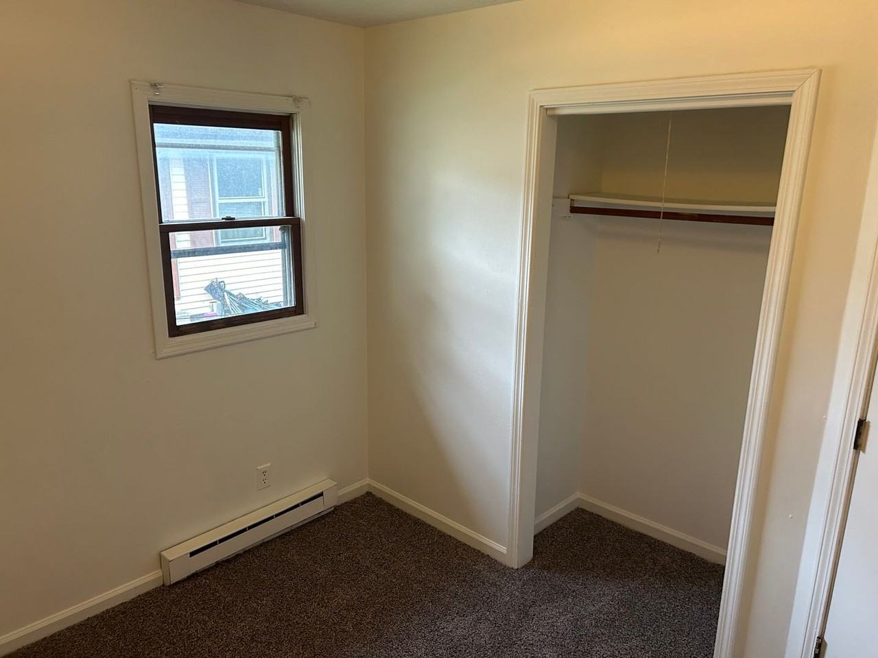 117 Murdock St - Photo 6 of 10
