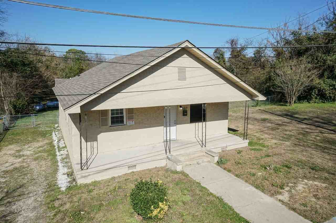 307 Olivia Ln - Photo 2 of 22