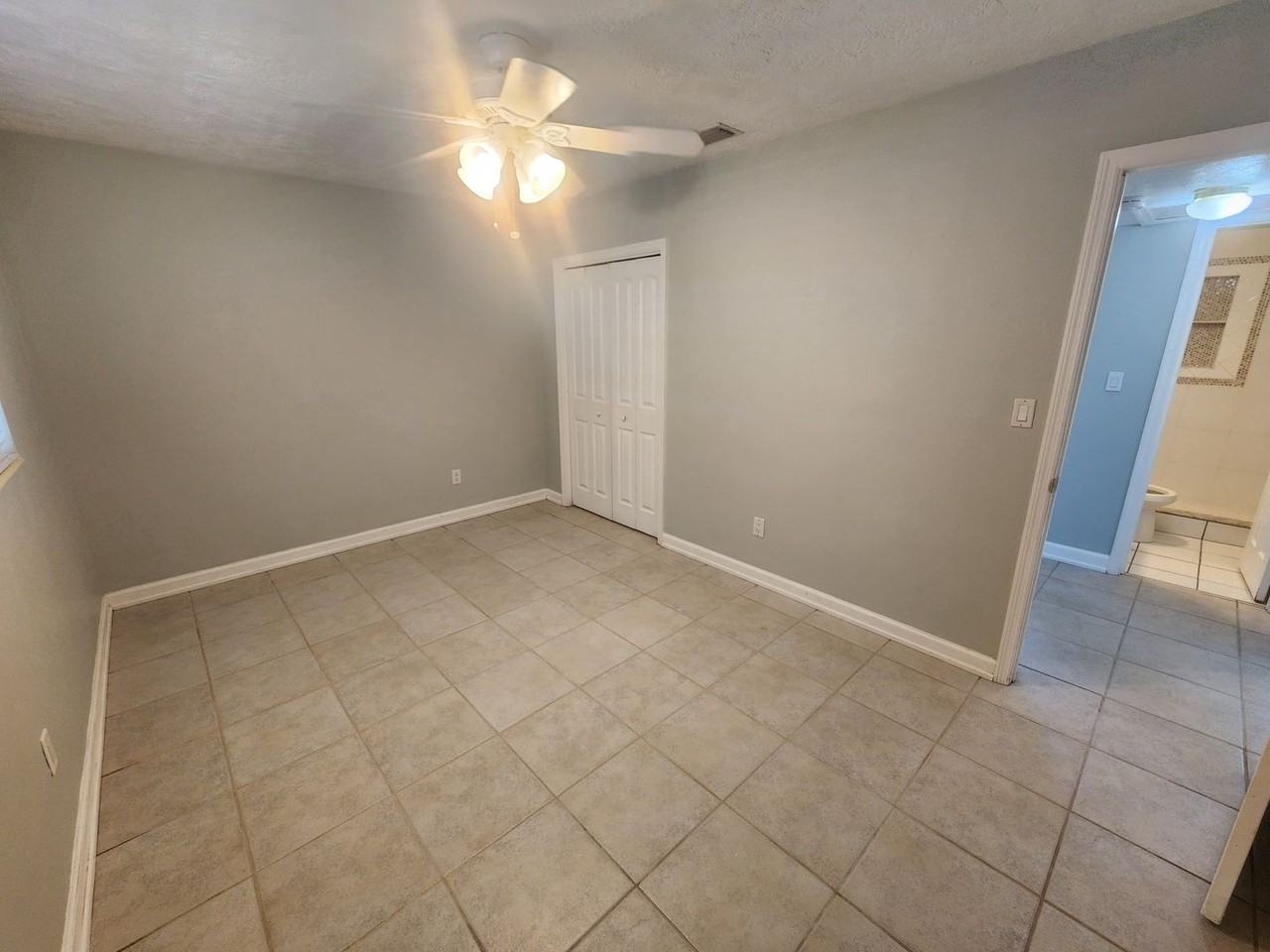 109 21st St Ne - Photo 2 of 15
