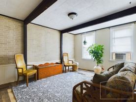 115 N Newberry St - Photo 1 of 1