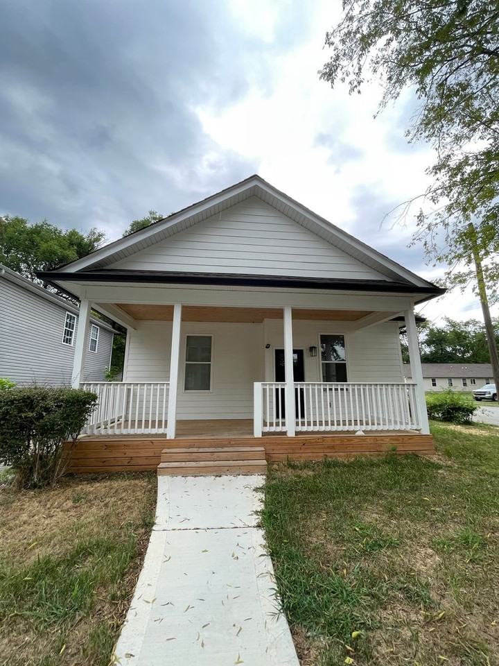 501 S Lyerly St - Photo 2 of 21
