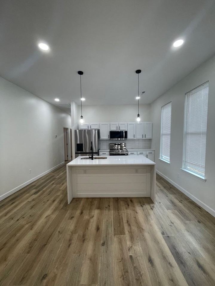 501 S Lyerly St - Photo 6 of 21