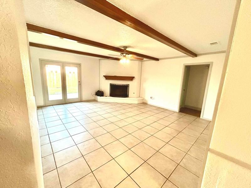 8209 Joliet Ave - Photo 2 of 6