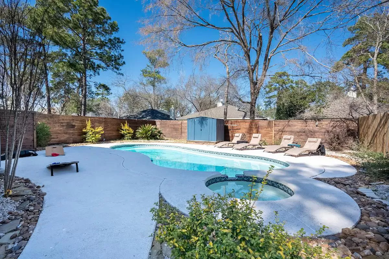 5006 Deer Point Drive