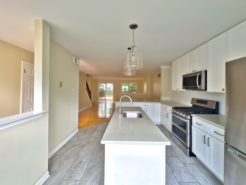 139 Spruce Ln - Photo 3 of 20