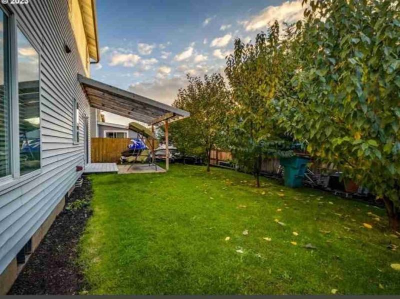 8622 Ne 91st Ave #1 - Photo 6 of 9