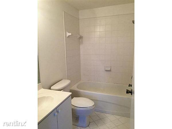 2921 SE 12th Rd - Photo 2 of 7